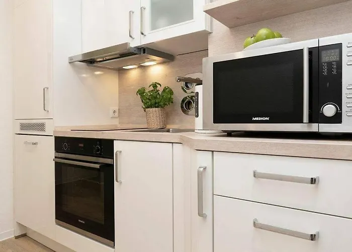 Appartement Moderne Mit Garten/terrasse Grömitz